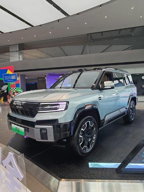 东莞270比亚迪方程豹硬派越野的爆款，英菲尼迪35周年与你共成长